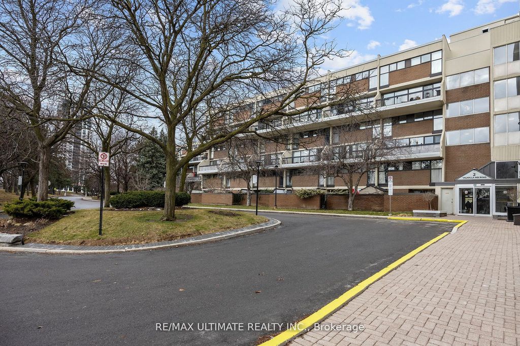 Photo of 2 Valhalla Inn Road #332, Toronto, ON M9B 6C3 (MLS # W12721970)