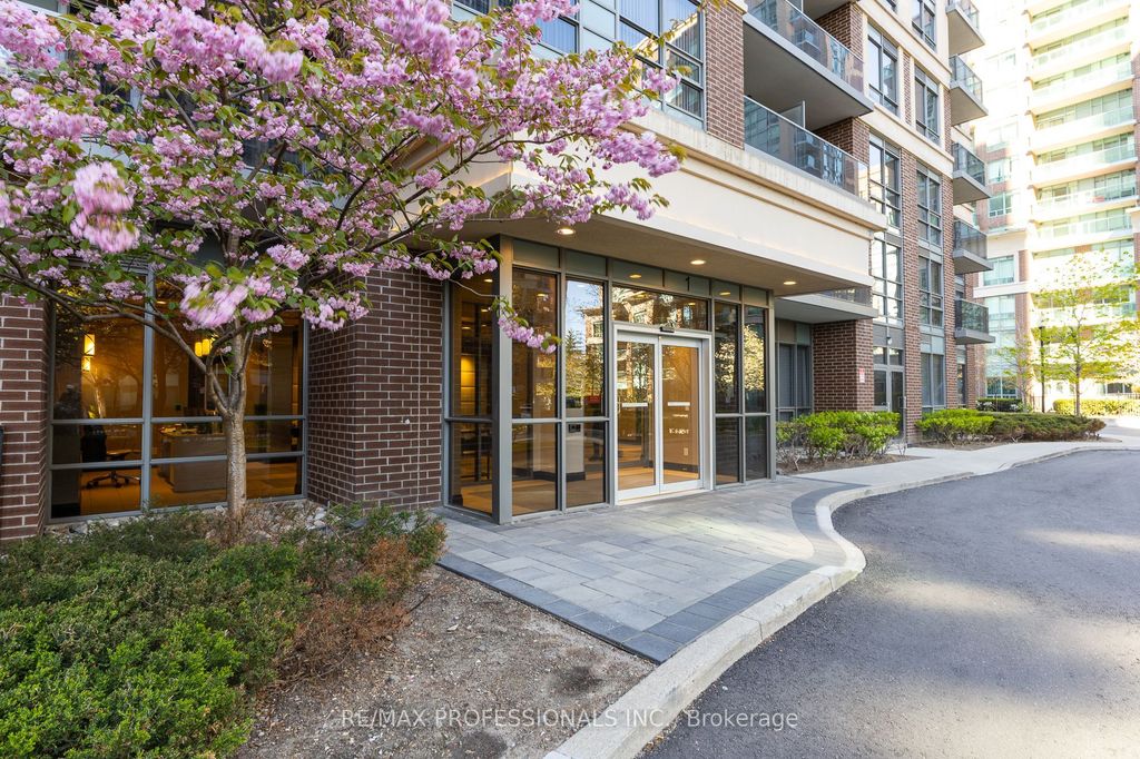 Photo of 1 Michael Power Place #101, Toronto, ON M9A 0A1 (MLS # W13121348)