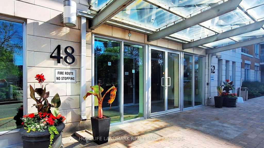 Photo of 48 Suncrest Boulevard #912, Markham, ON L3T 7Y5 (MLS # N13017030)