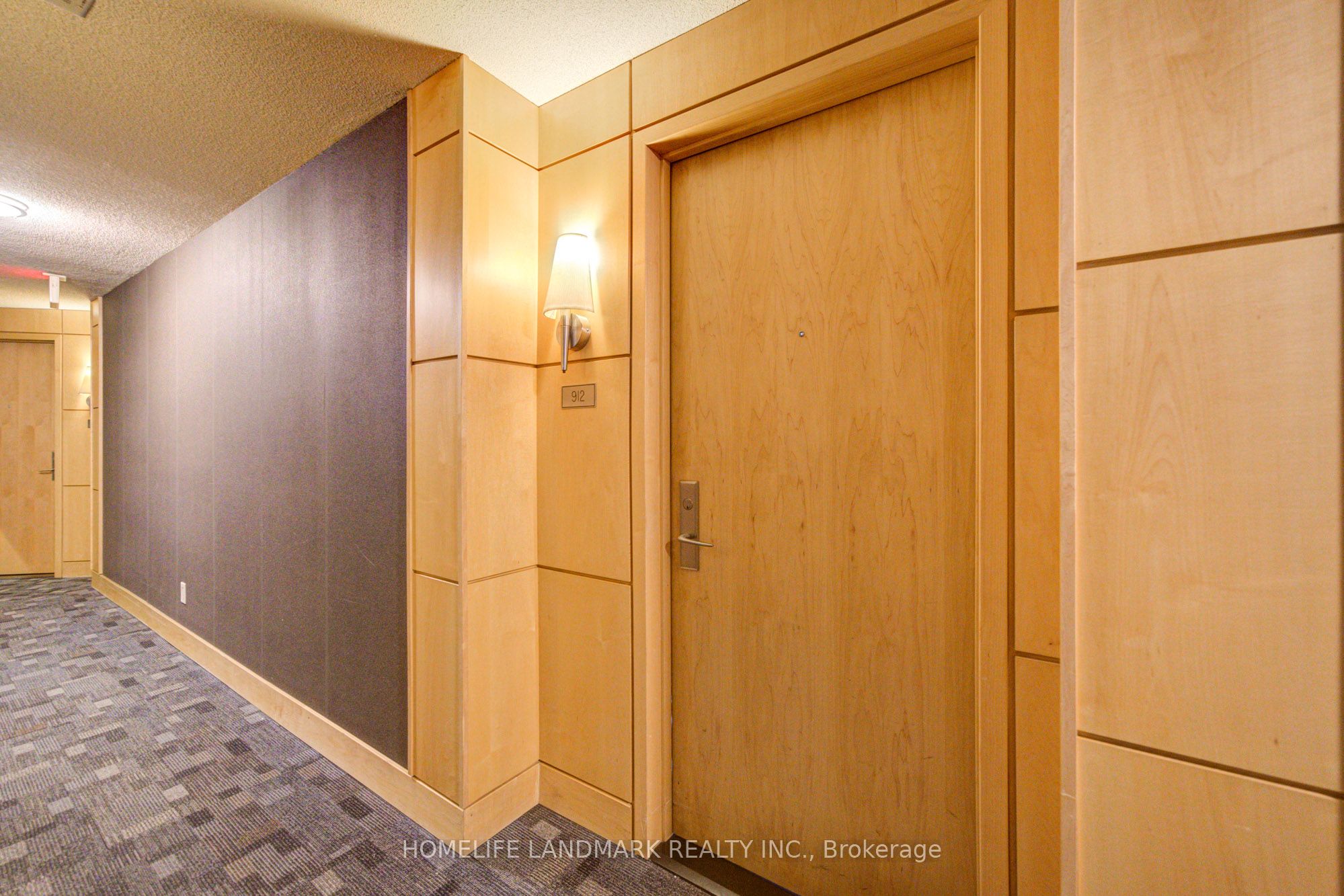 48 Suncrest Boulevard 912