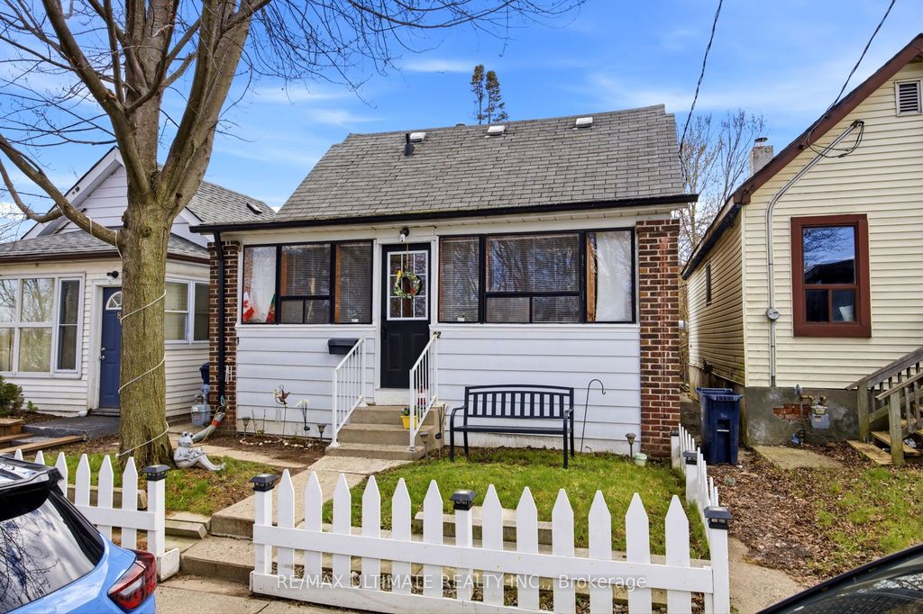 Photo of 82 Beechwood Avenue, Toronto, ON M6N 4T3 (MLS # W13025808)