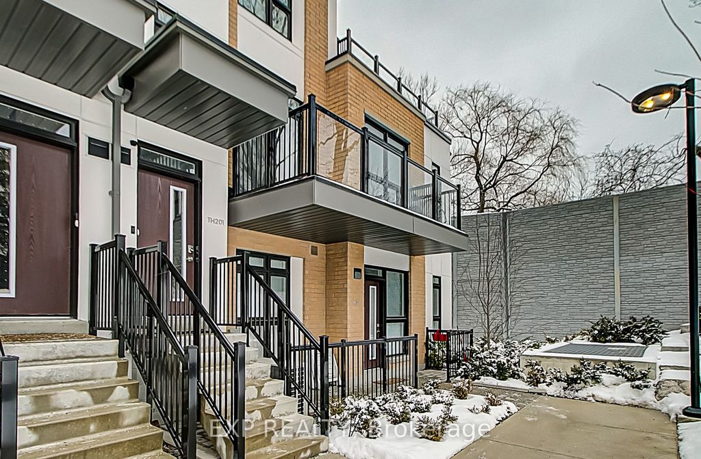 Photo of 90 Canon Jackson Drive #62, Toronto, ON M6M 0C1 (MLS # W12831618)
