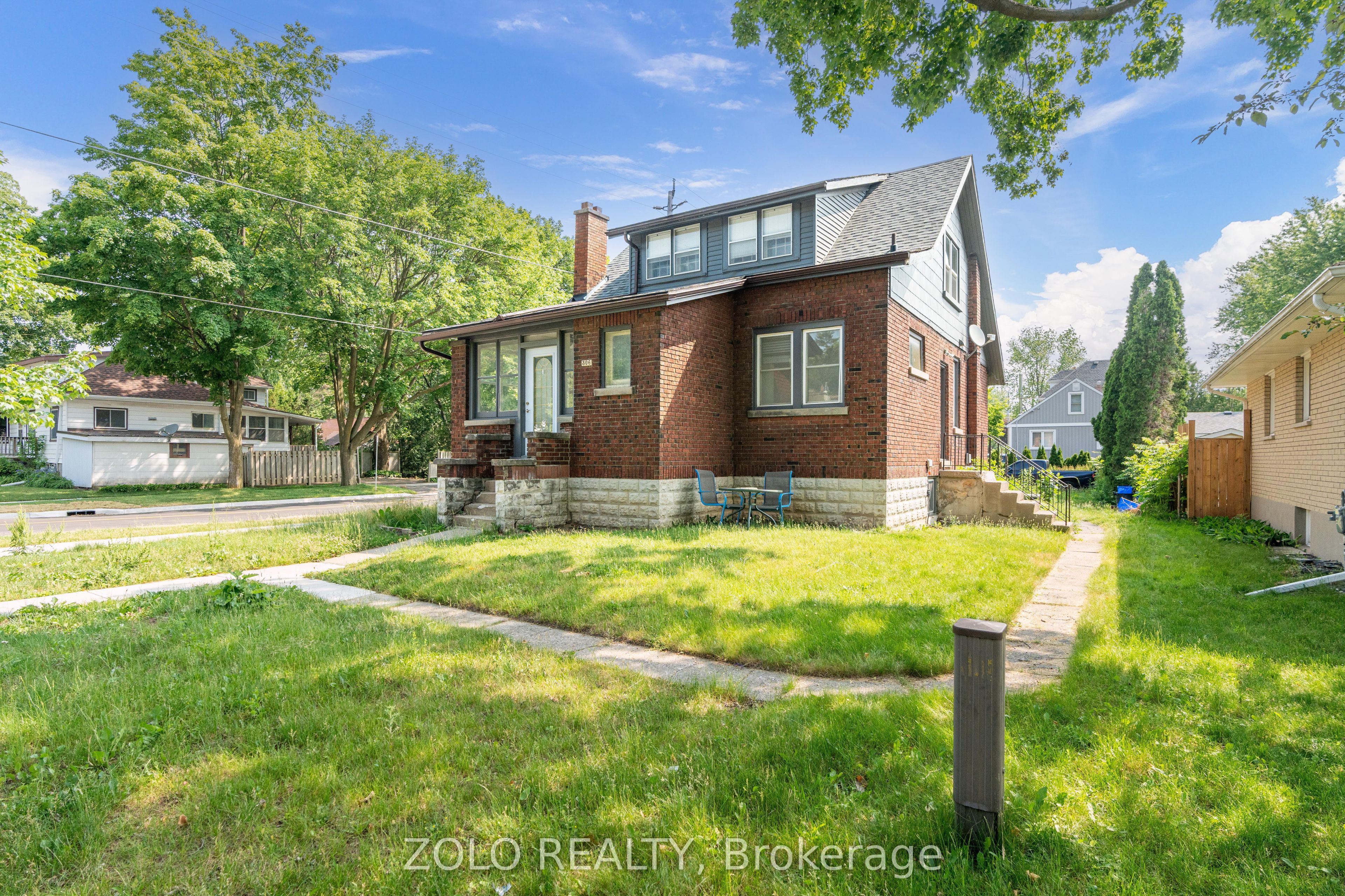 Photo 1 of 14 — 306 Spruce Street Basement, London East, ON N5W 4N4