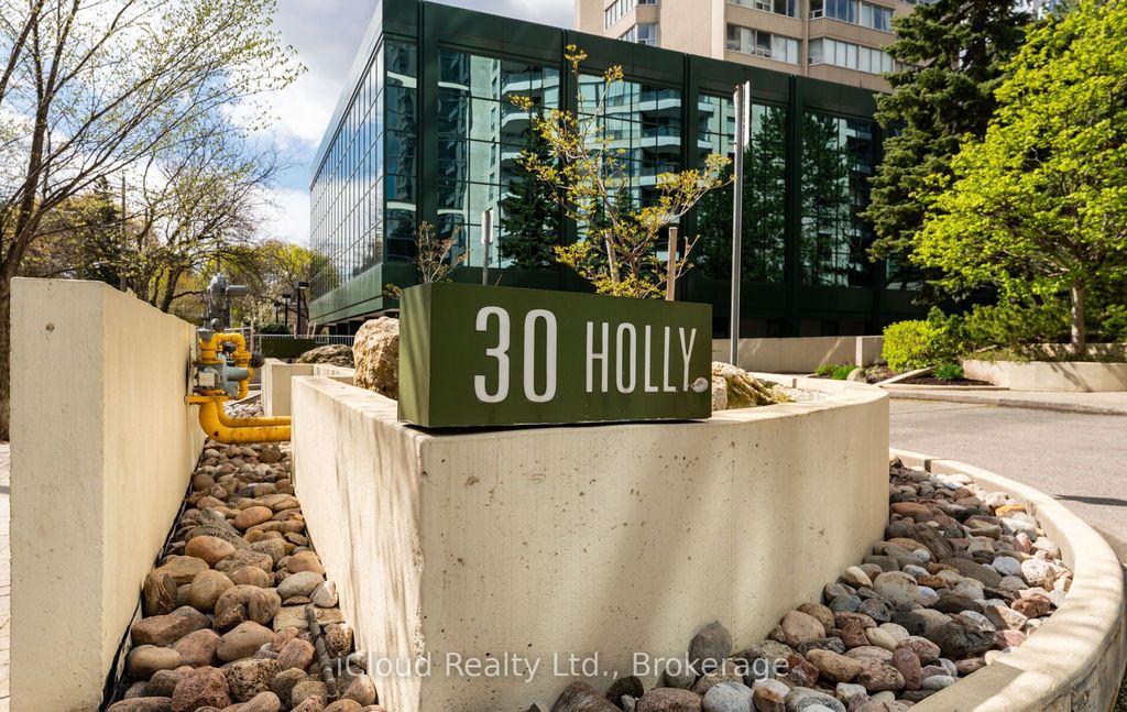 Photo of 30 Holly Street #901, Toronto, ON M4S 3C2 (MLS # C13116850)
