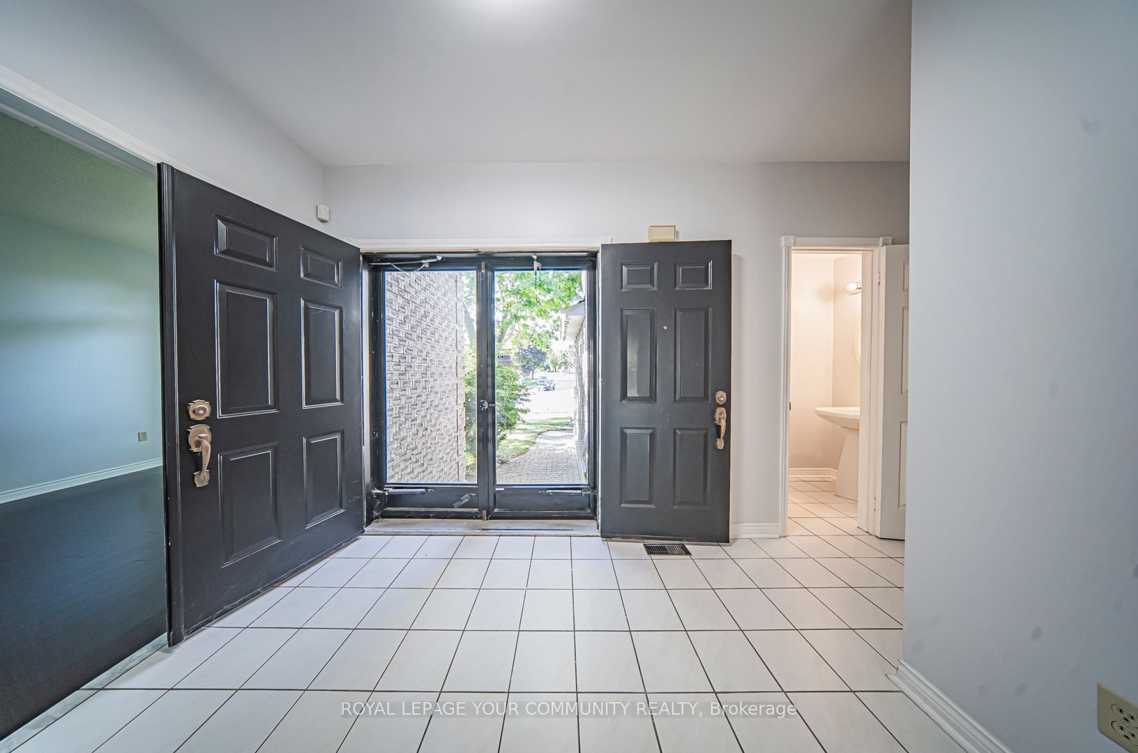 147 John Button Boulevard