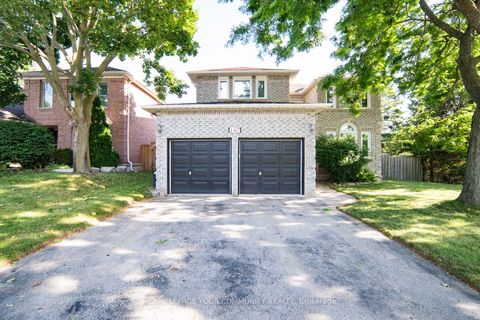 147 John Button Boulevard Markham ON L3R 9G2
