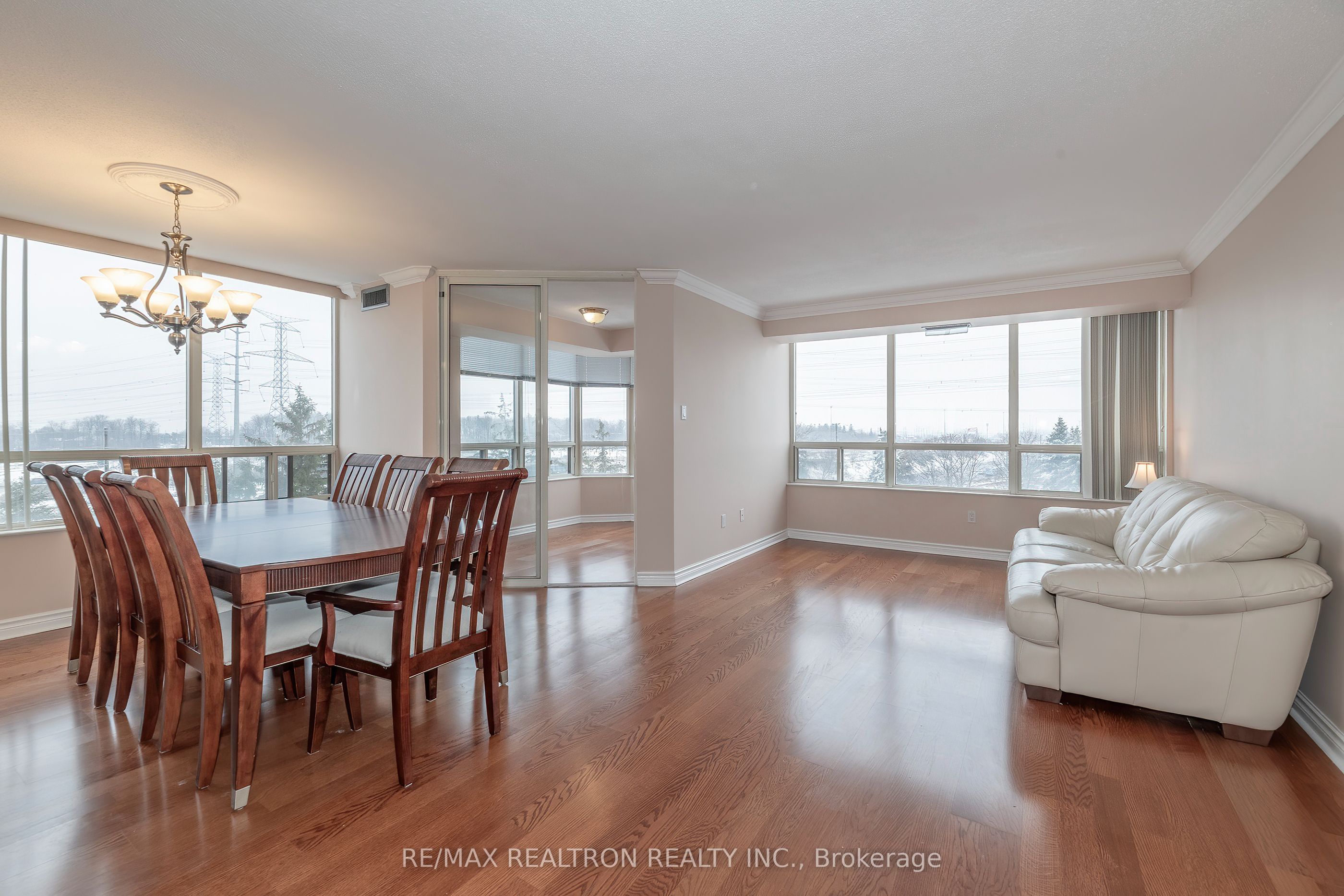 8501 Bayview Avenue 615