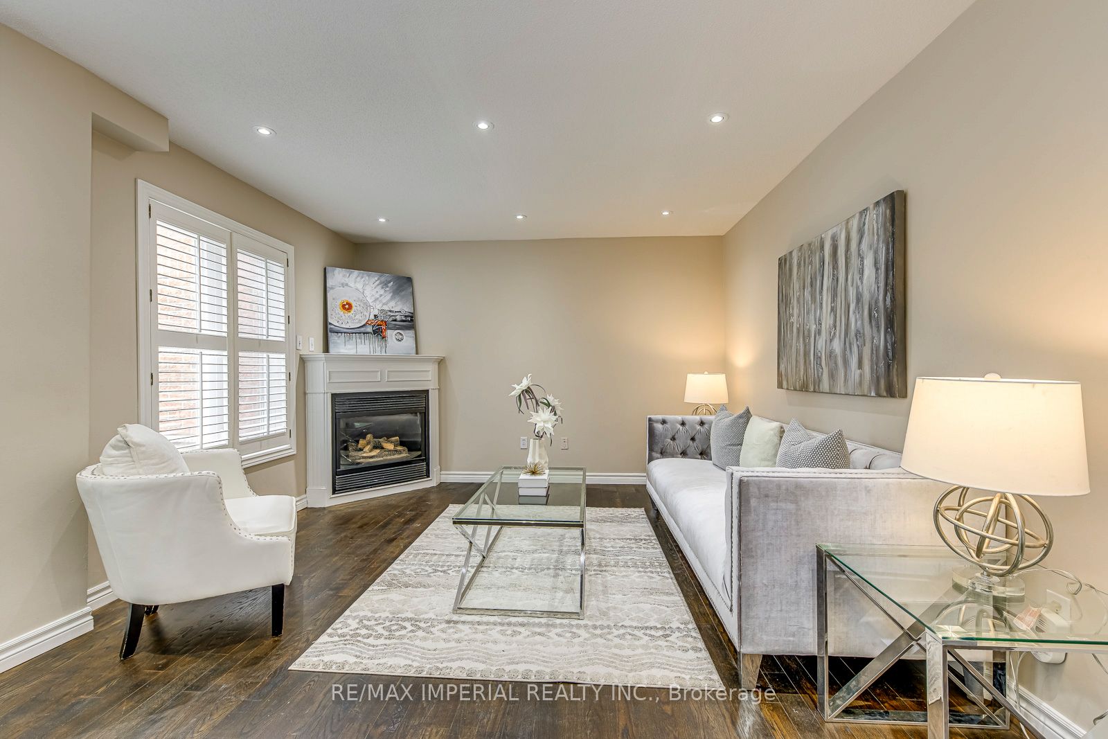 833 Scollard Court 96