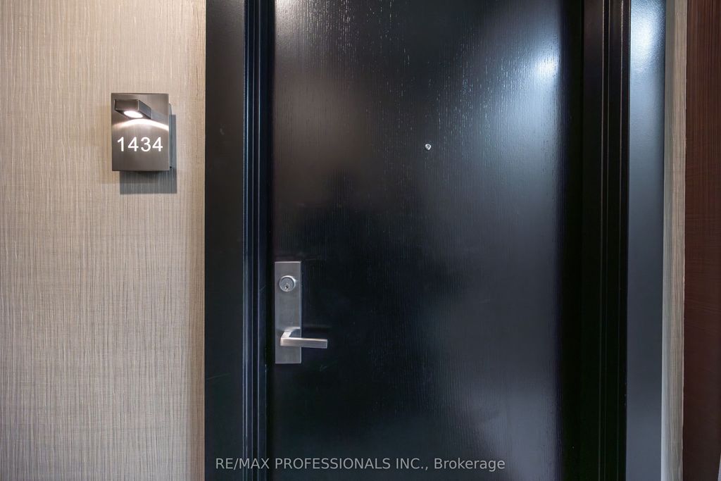 Photo of 165 Legion Road N #1434, Toronto, ON M8Y 0B3 (MLS # W12665196)