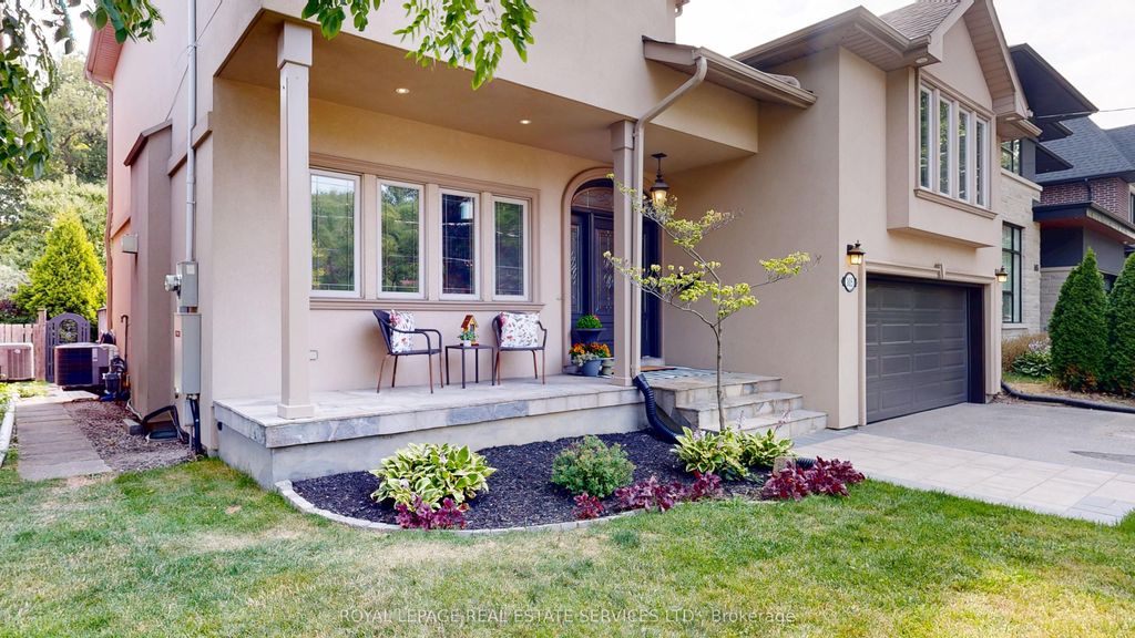 Photo of 105 Botfield Avenue, Toronto, ON M9B 4E6 (MLS # W12528948)