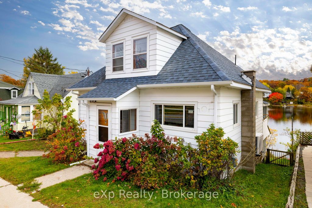 Photo of 47 William Street, Parry Sound, ON P2A 1V2 (MLS # X12501406)