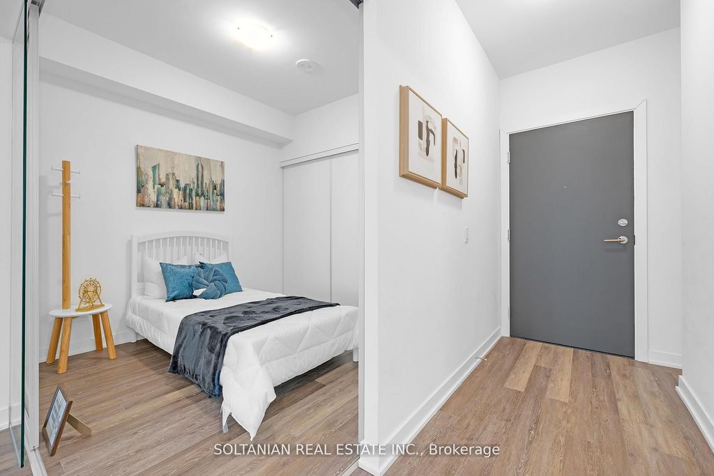 Photo of 250 Lawrence Avenue W #320, Toronto, ON M5M 1B1 (MLS # C12672850)