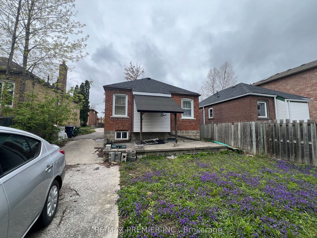 Photo of 155 William Street, Toronto, ON M9N 2G9 (MLS # W13136870)