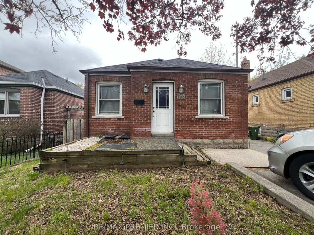 Photo of 155 William Street, Toronto, ON M9N 2G9 (MLS # W13136870)