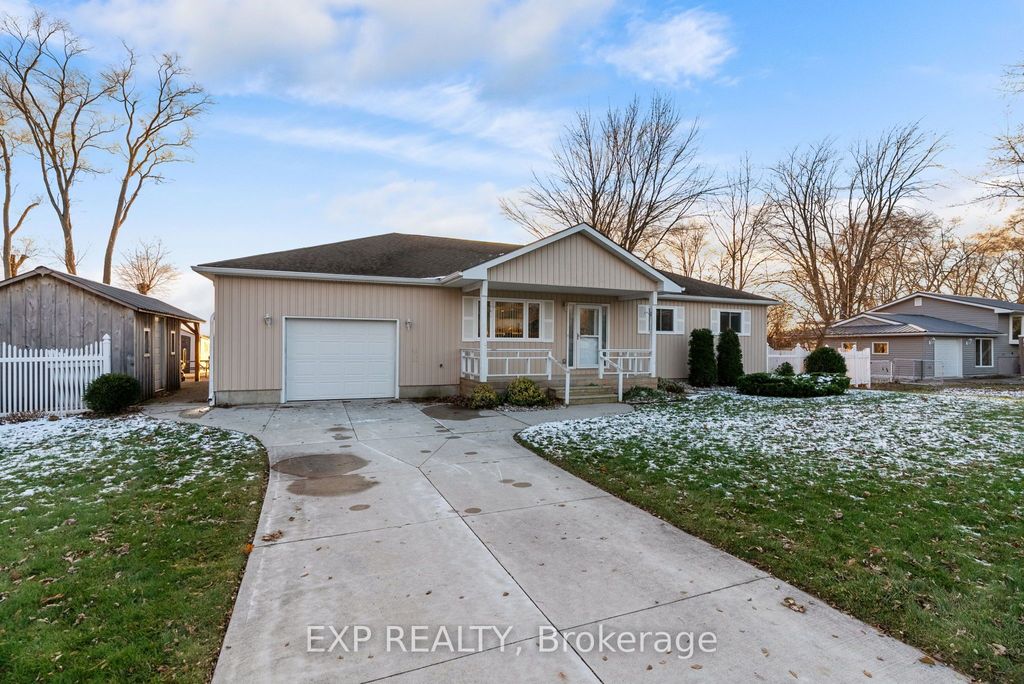 Photo of 8459 Lazy Lane, Lambton Shores, ON N0M 2N0 (MLS # X12600010)