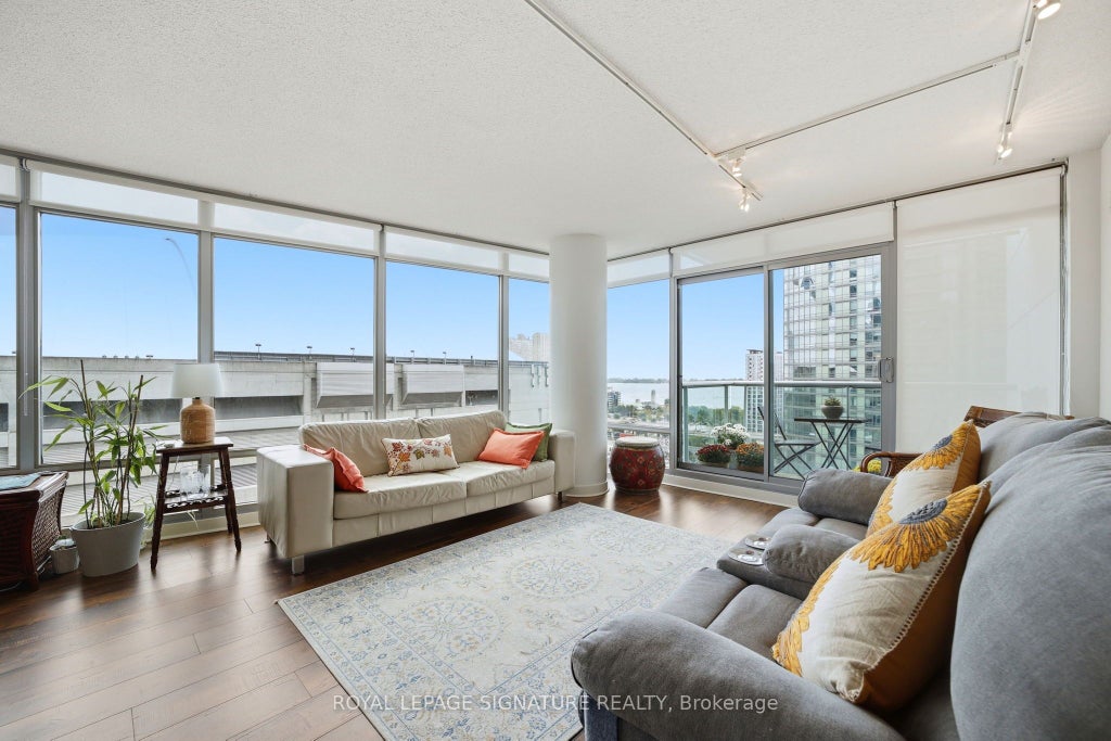 Photo of 81 Navy Wharf Court #1703, Toronto, ON M5V 3S2 (MLS # C13720094)