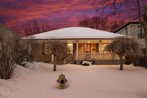 Photo of 39 Ann Arbour Road, Toronto, ON M9M 2J5 (MLS # W12784244)