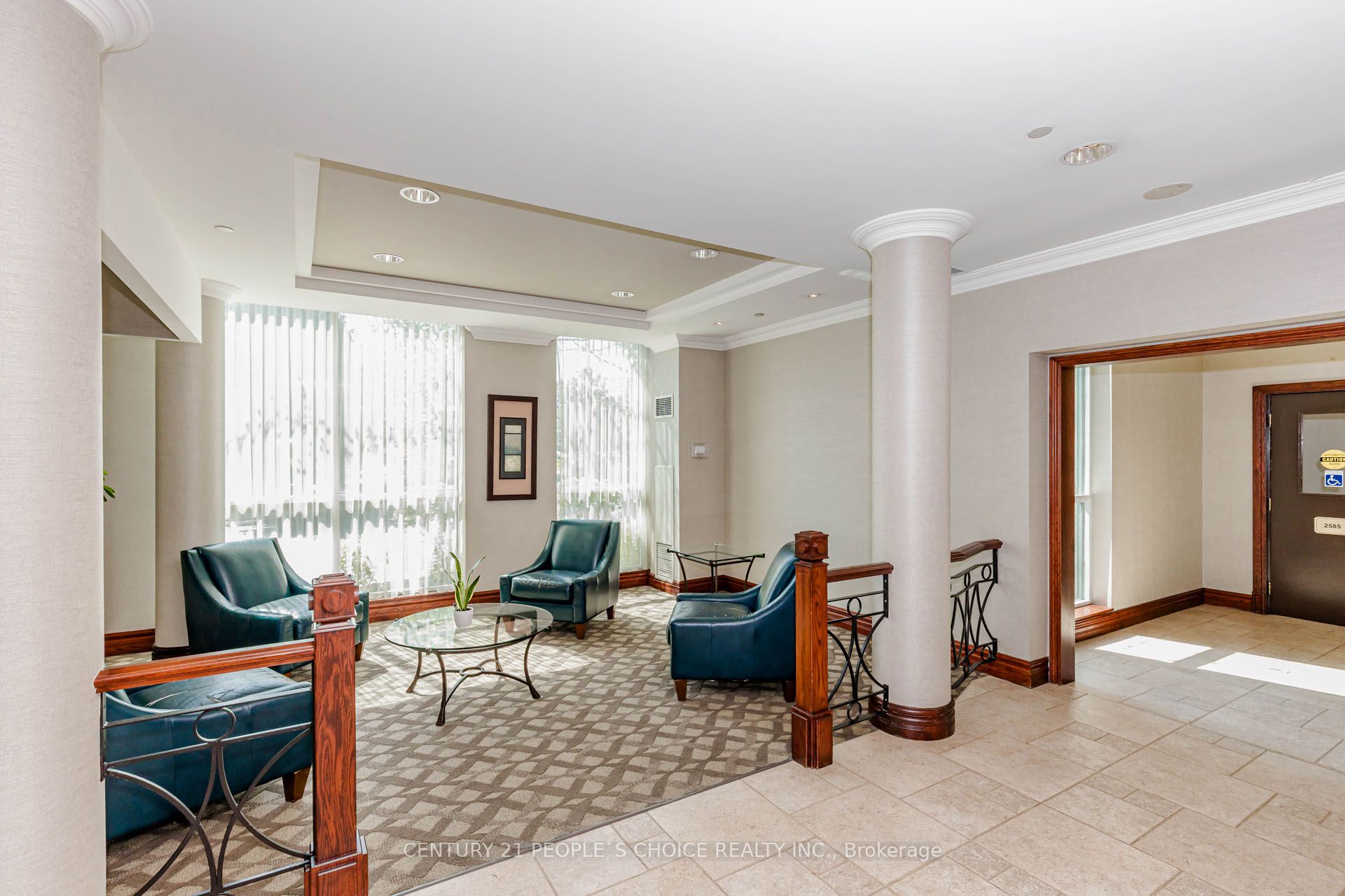 2565 Erin Centre Boulevard 506