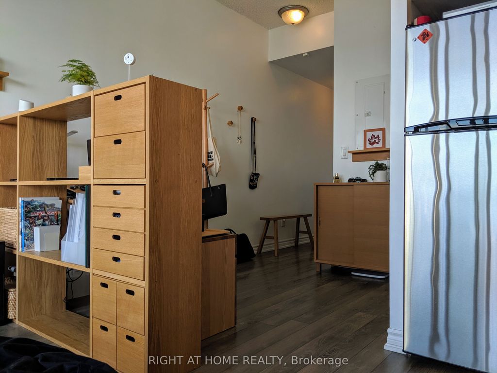 Photo of 15 James Finlay Way #612, Toronto, ON M3M 0B3 (MLS # W12897982)