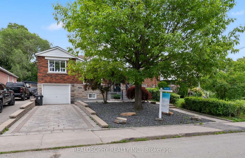 Photo of 69 Squires Avenue, Toronto, ON M4B 2R7 (MLS # E13812666)