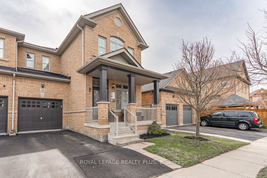 580 Holland Heights
