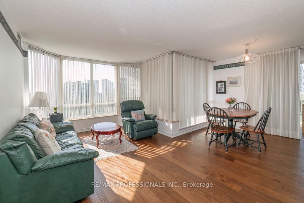 Photo of 1320 Islington Avenue #702, Toronto, ON M9A 5C6 (MLS # W13132530)