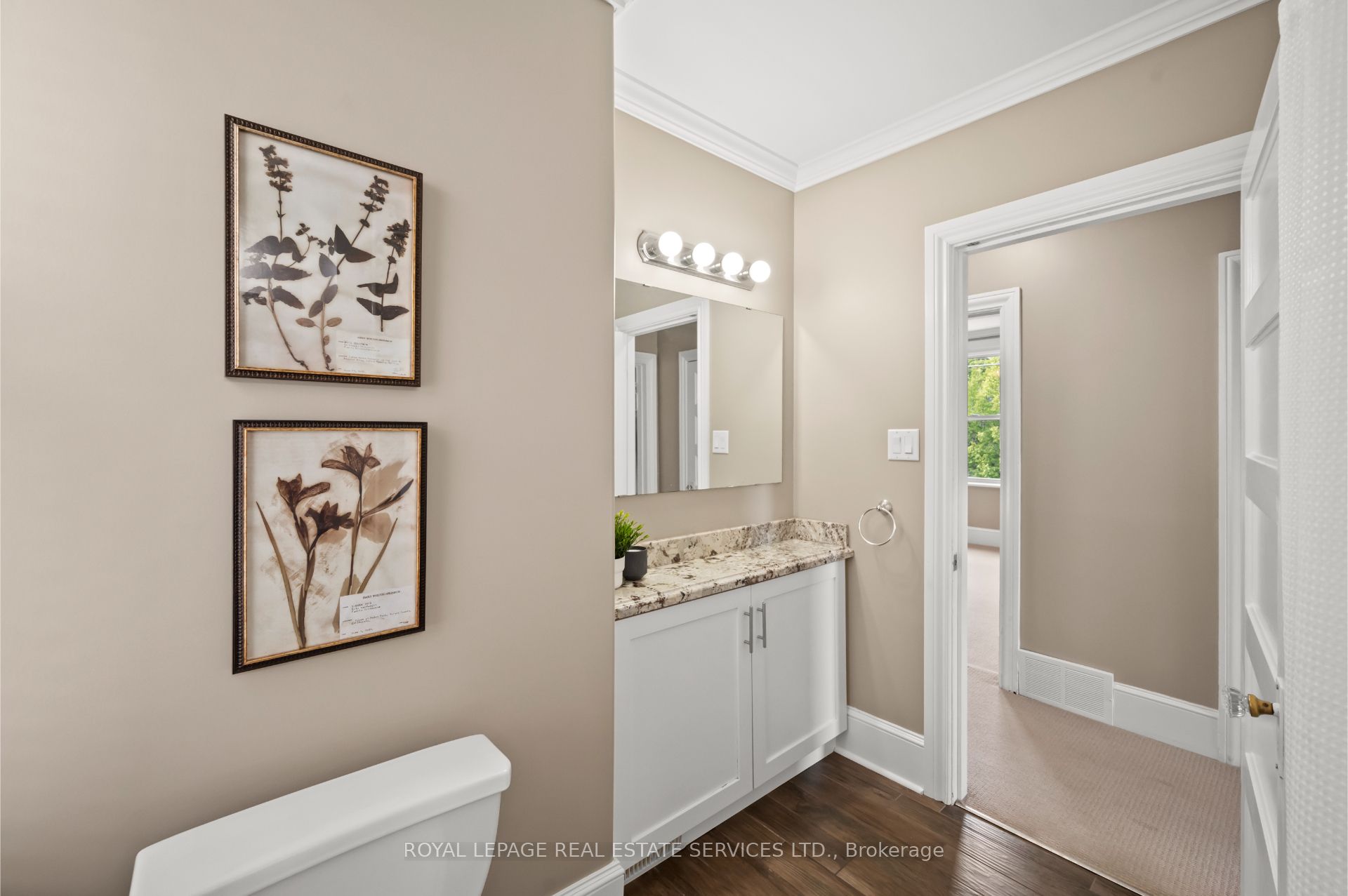 Hamilton, ON L8P 2R9, Canada, 4 Bedrooms Bedrooms, ,2 BathroomsBathrooms,Residential,Active,96251