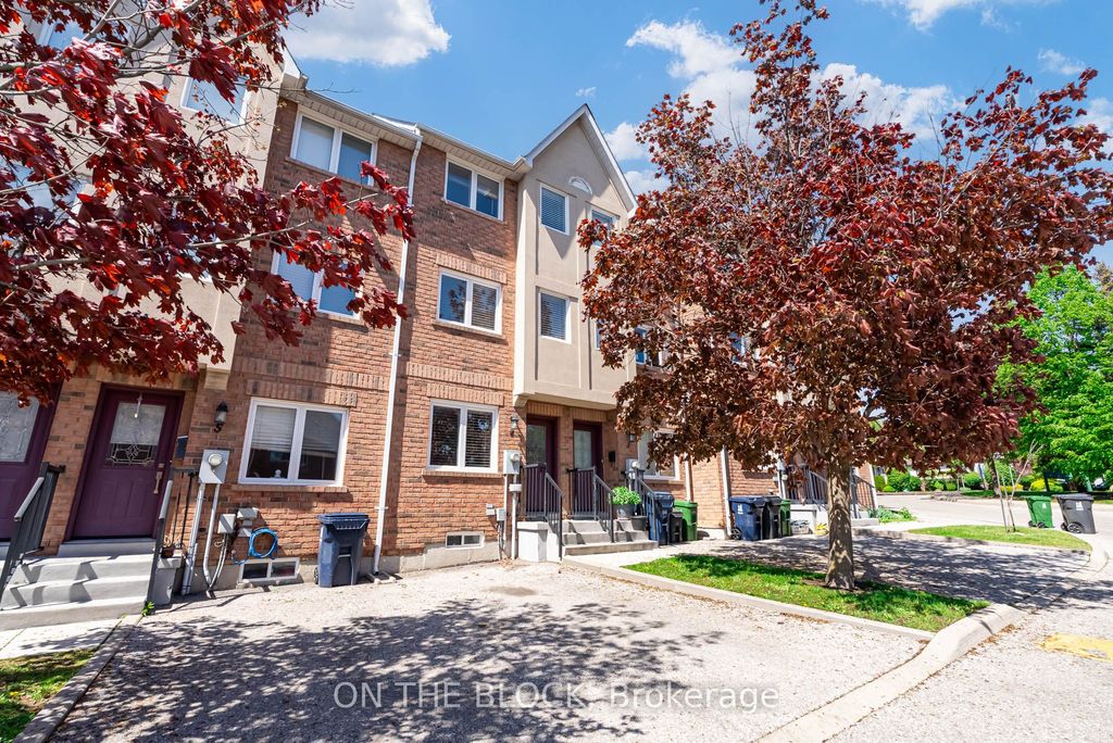 Photo of 224 Rosemount Avenue #4, Toronto, ON M9N 1M8 (MLS # W13051602)