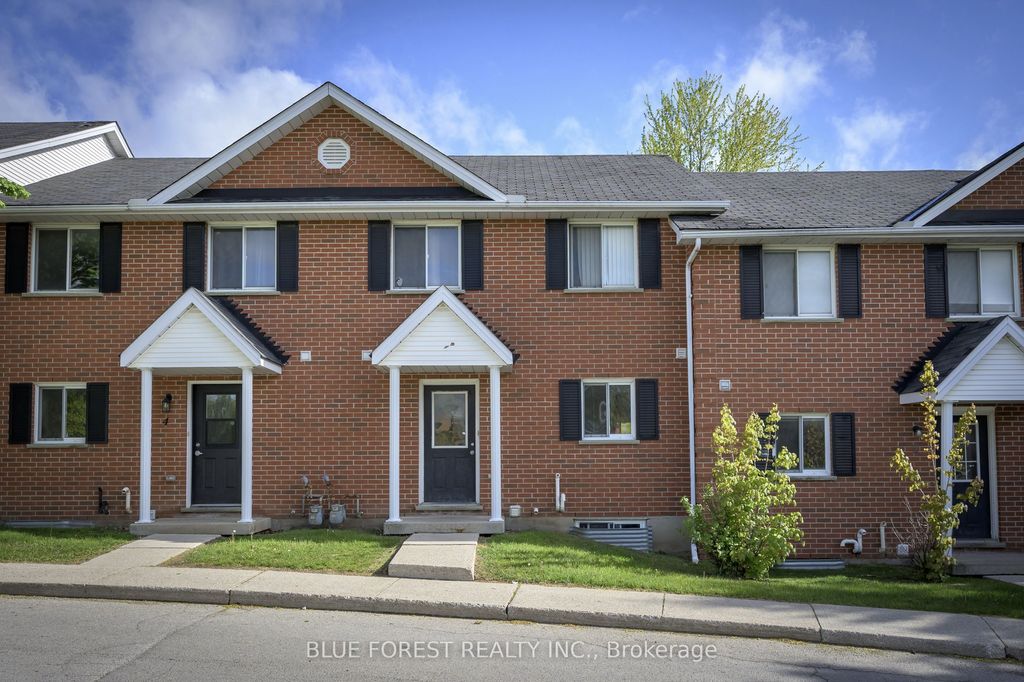 Photo of 190 Fleming Drive #3, London East, ON N5V 5B8 (MLS # X13167556)
