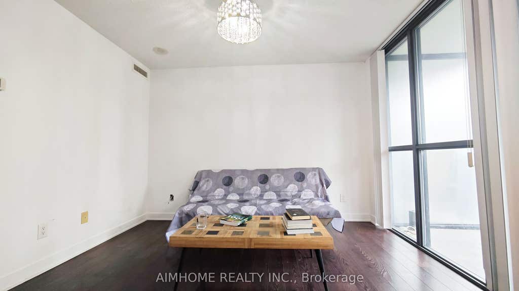 Photo of 110 Charles Street E #1510, Toronto, ON M4Y 1T5 (MLS # C13716370)