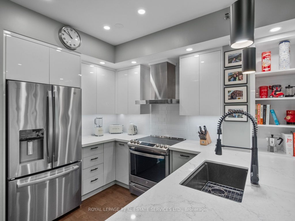 Photo of 2230 Lake Shore Boulevard W #108, Toronto, ON M8V 0B2 (MLS # W14034276)