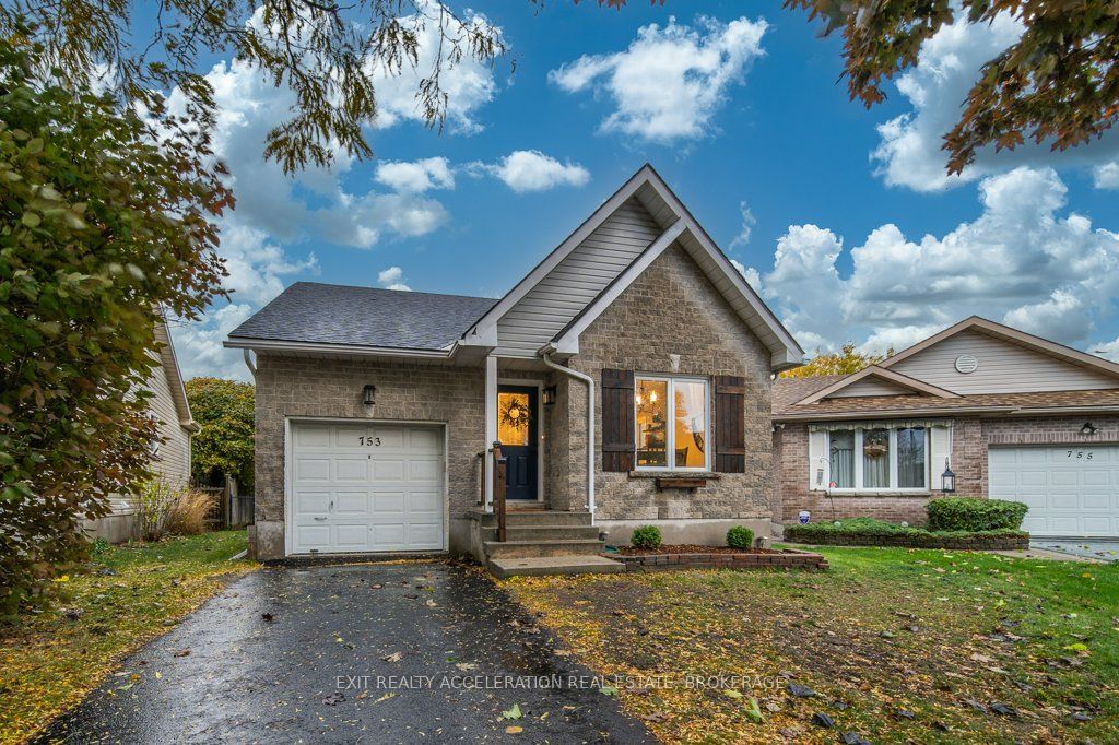 Photo of 753 Shire's Way, Kingston, ON K7M 8X9 (MLS # X12786638)