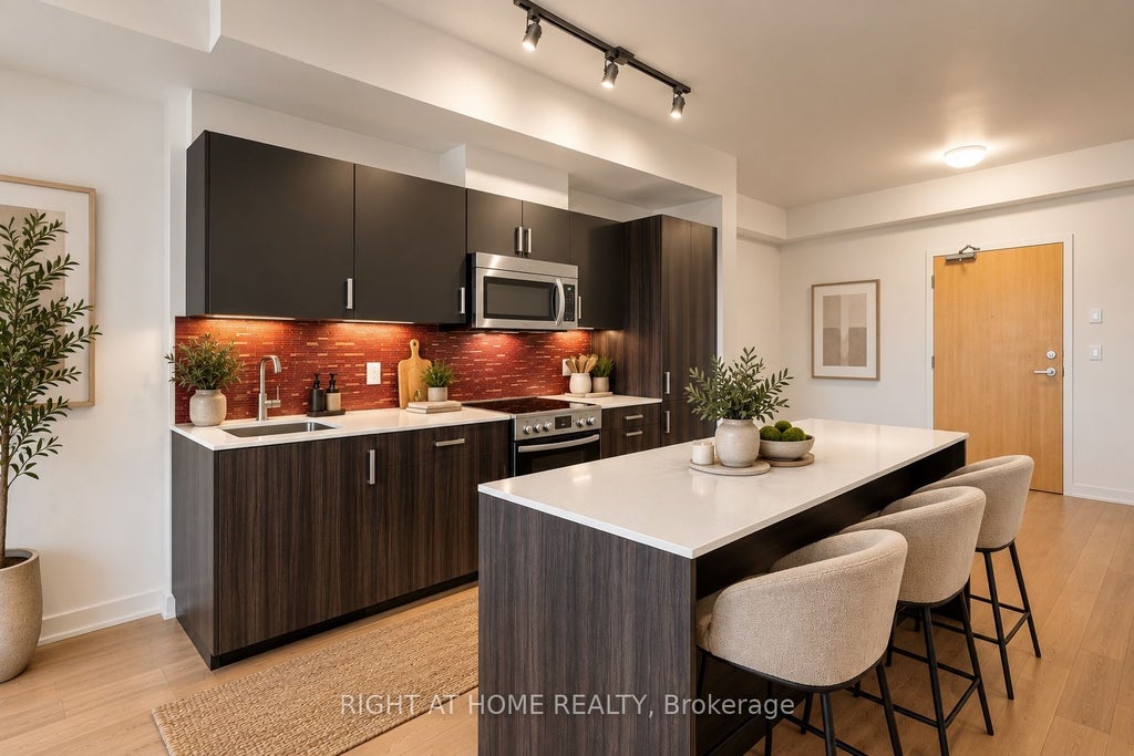 Photo of 36 Howard Park Avenue #307, Toronto, ON M6R 0A7 (MLS # W13830684)