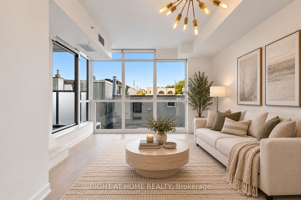 Photo of 36 Howard Park Avenue #307, Toronto, ON M6R 0A7 (MLS # W13830684)