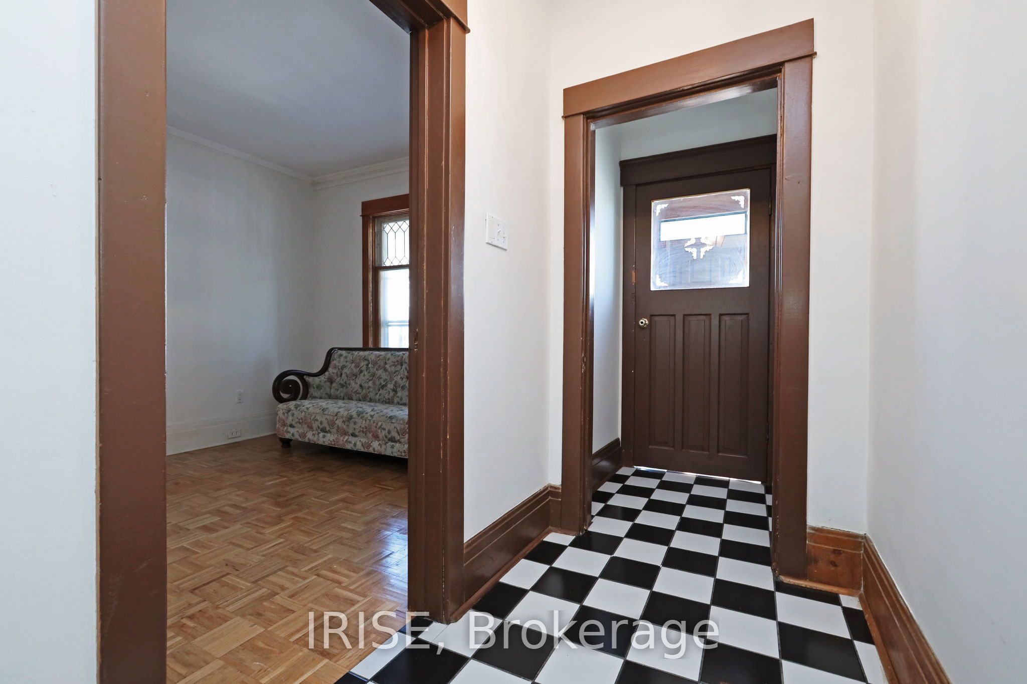 112 Donlands Avenue
