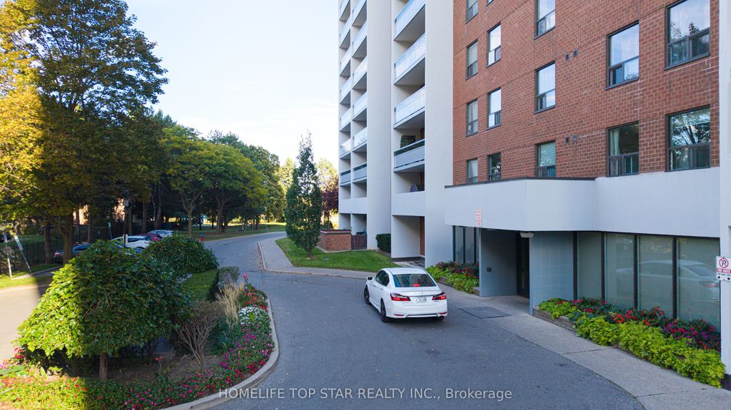 Photo of 1250 Bridletowne Circle #501, Toronto, ON M1W 2V1 (MLS # E12906734)