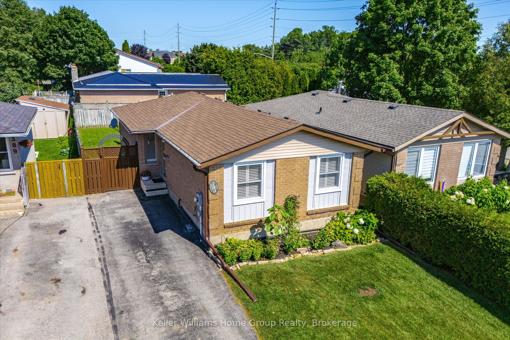 395 Strathallan Street