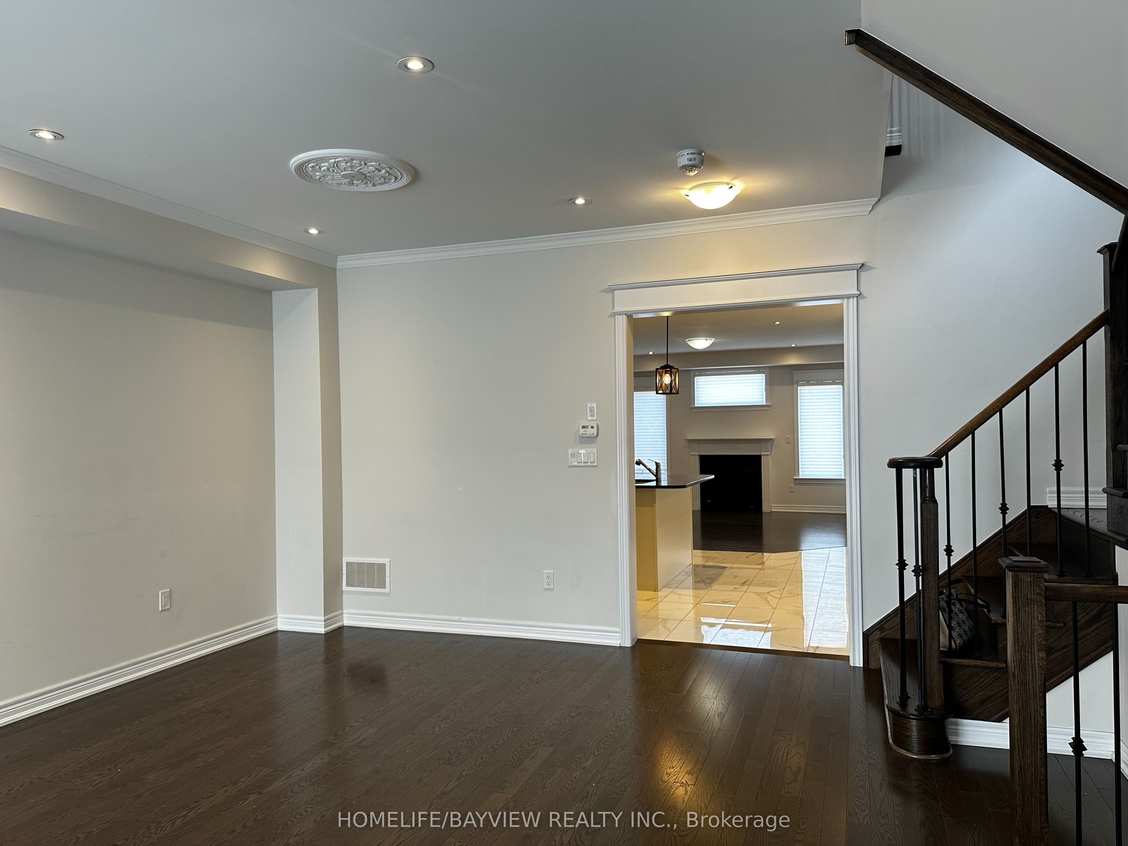 220 Paradelle Drive