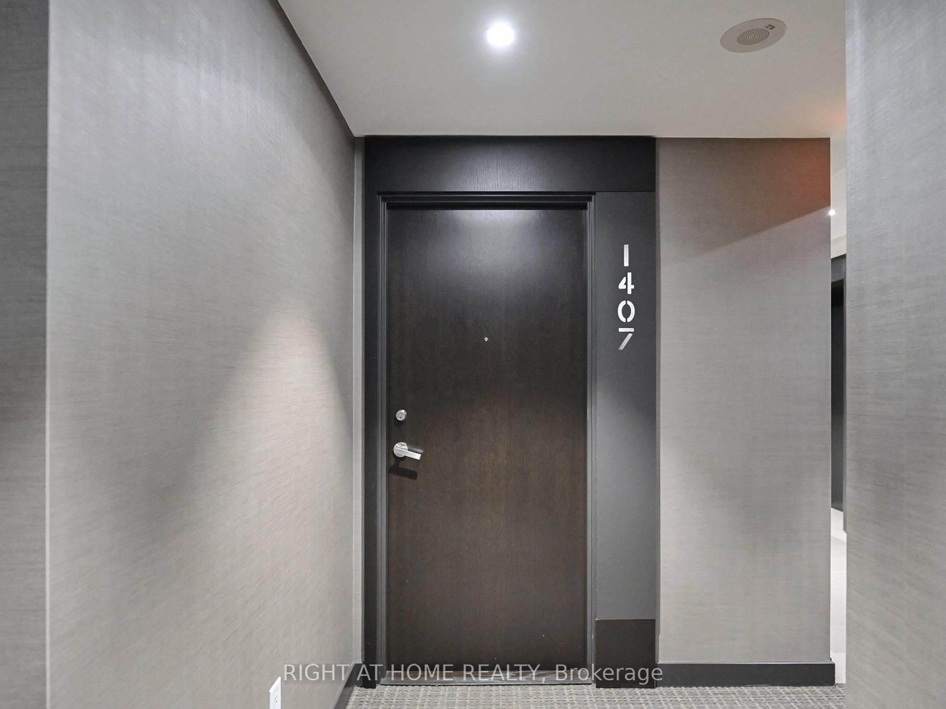 55 Regent Park Boulevard 1407