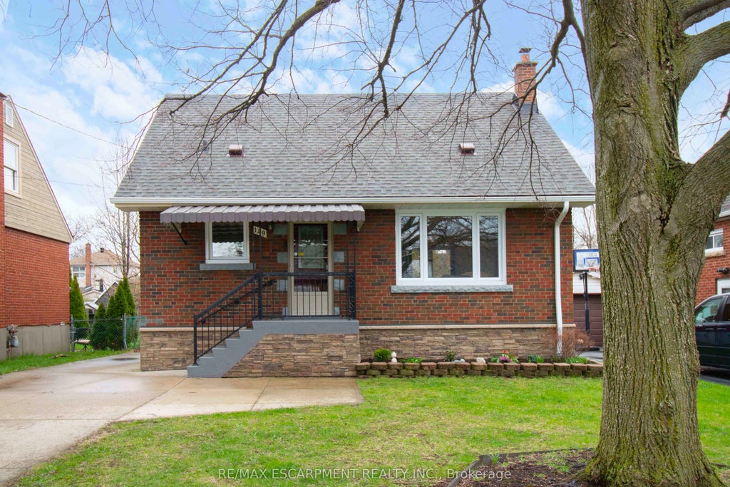 Photo of 149 East 34th Street, Hamilton, ON L8V 3W7 (MLS # X13493612)