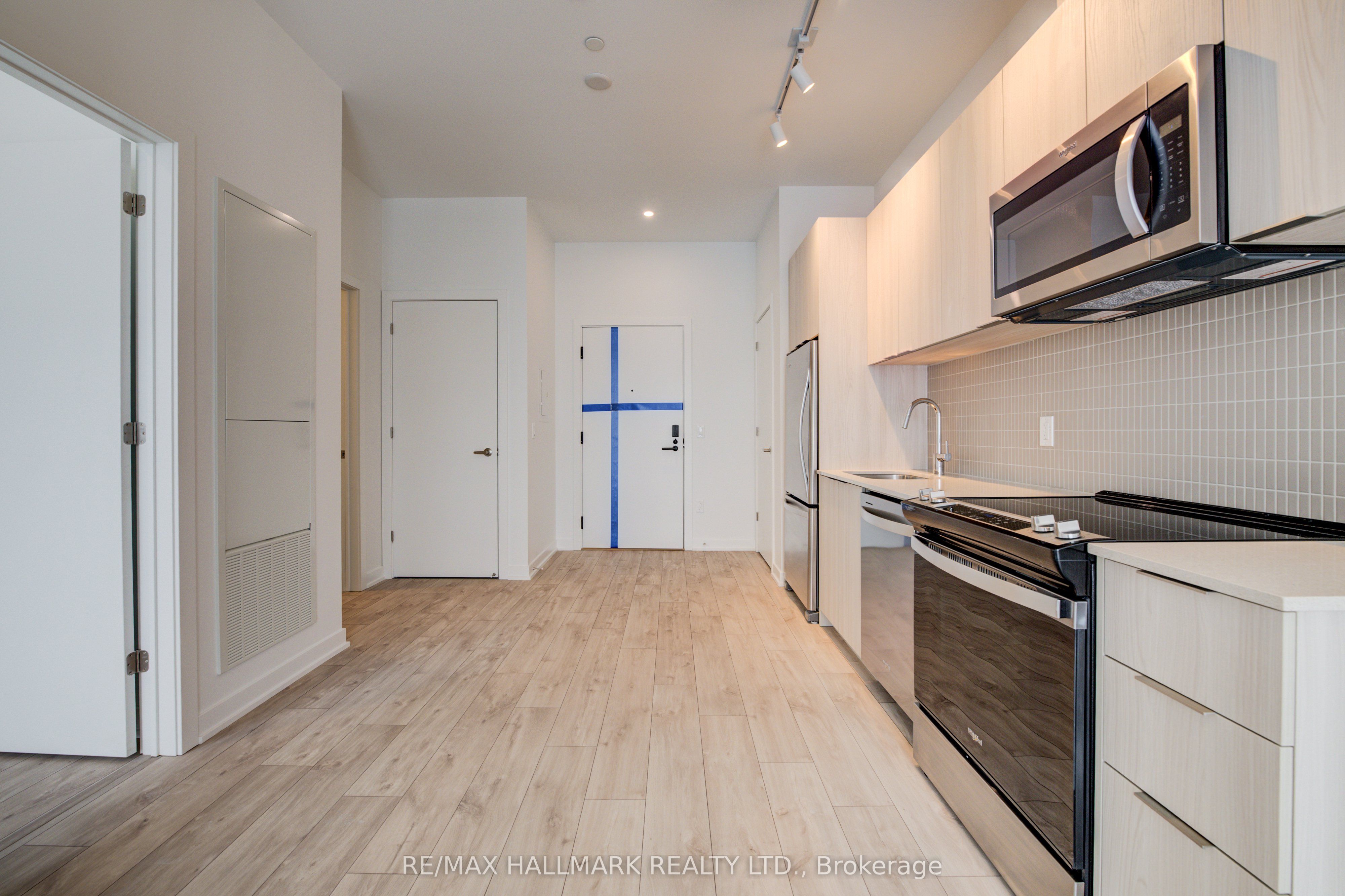 720 Whitlock Avenue 816