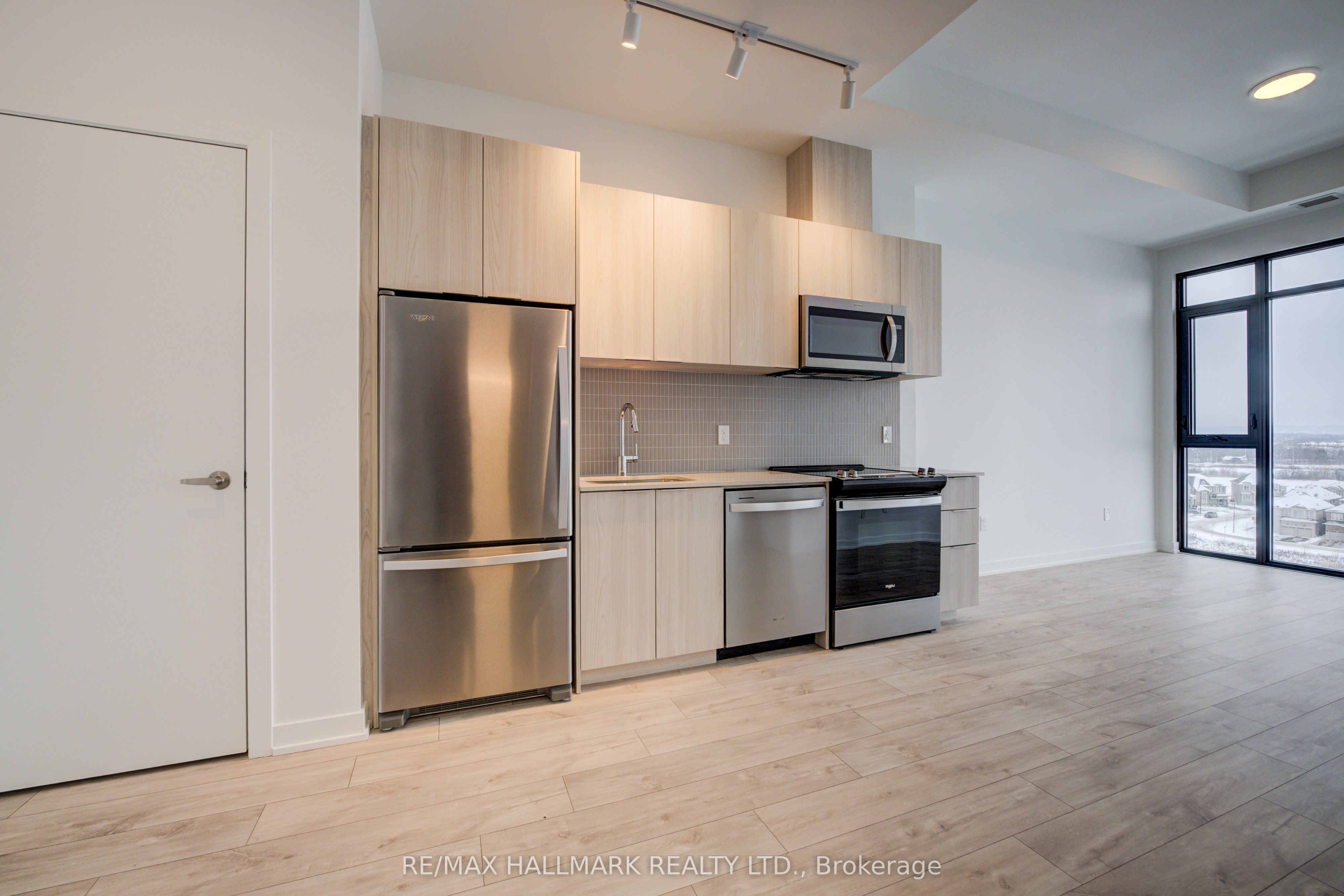 720 Whitlock Avenue 816