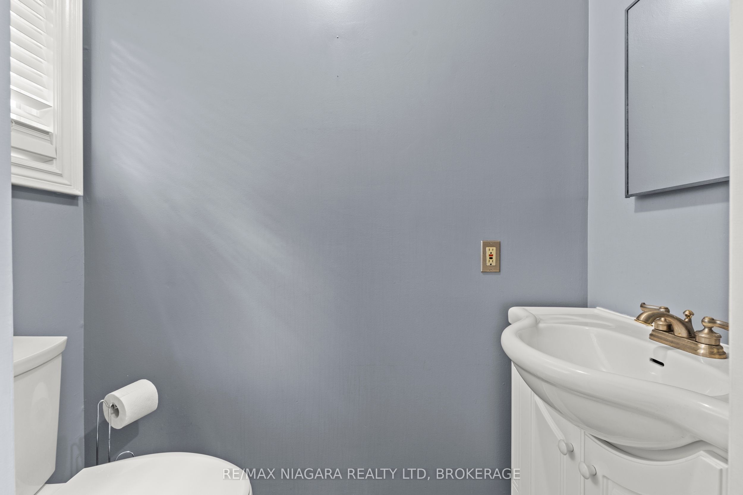 34 Dynasty Avenue 13