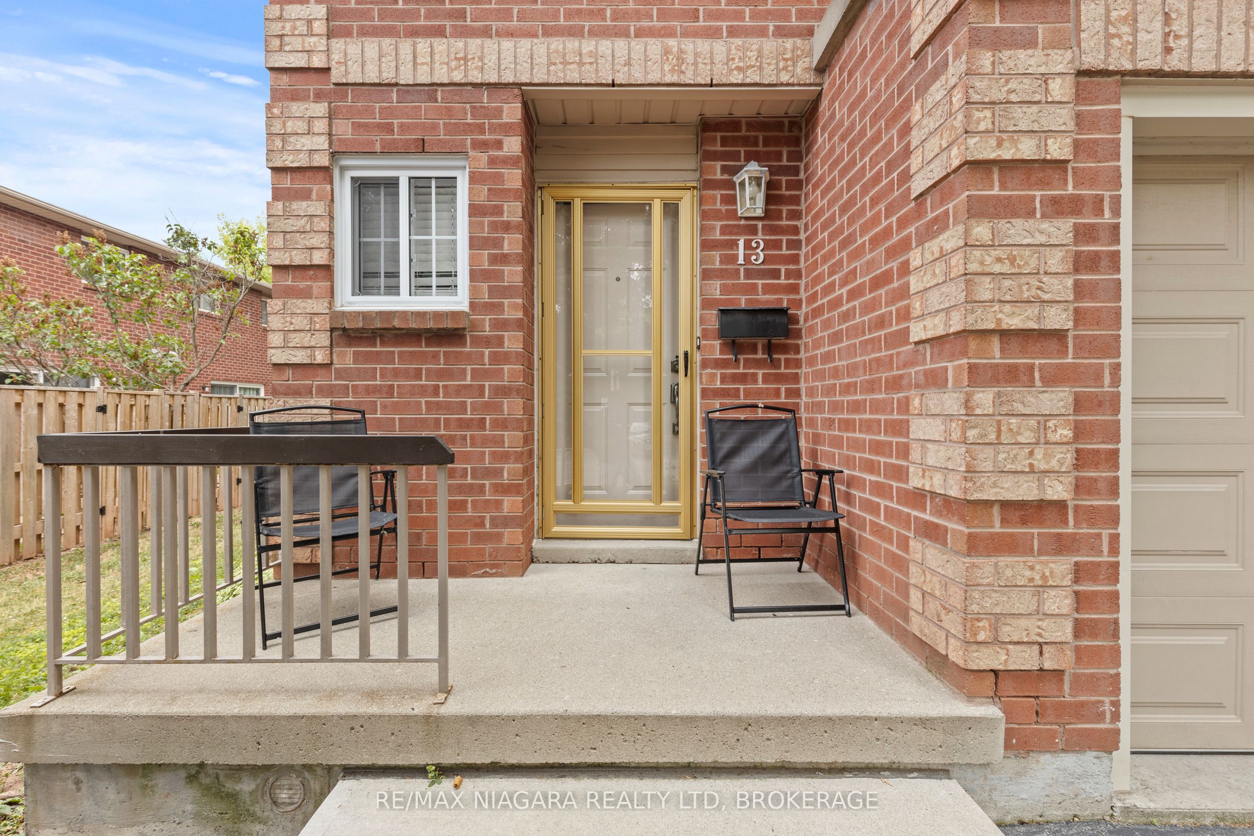 34 Dynasty Avenue 13