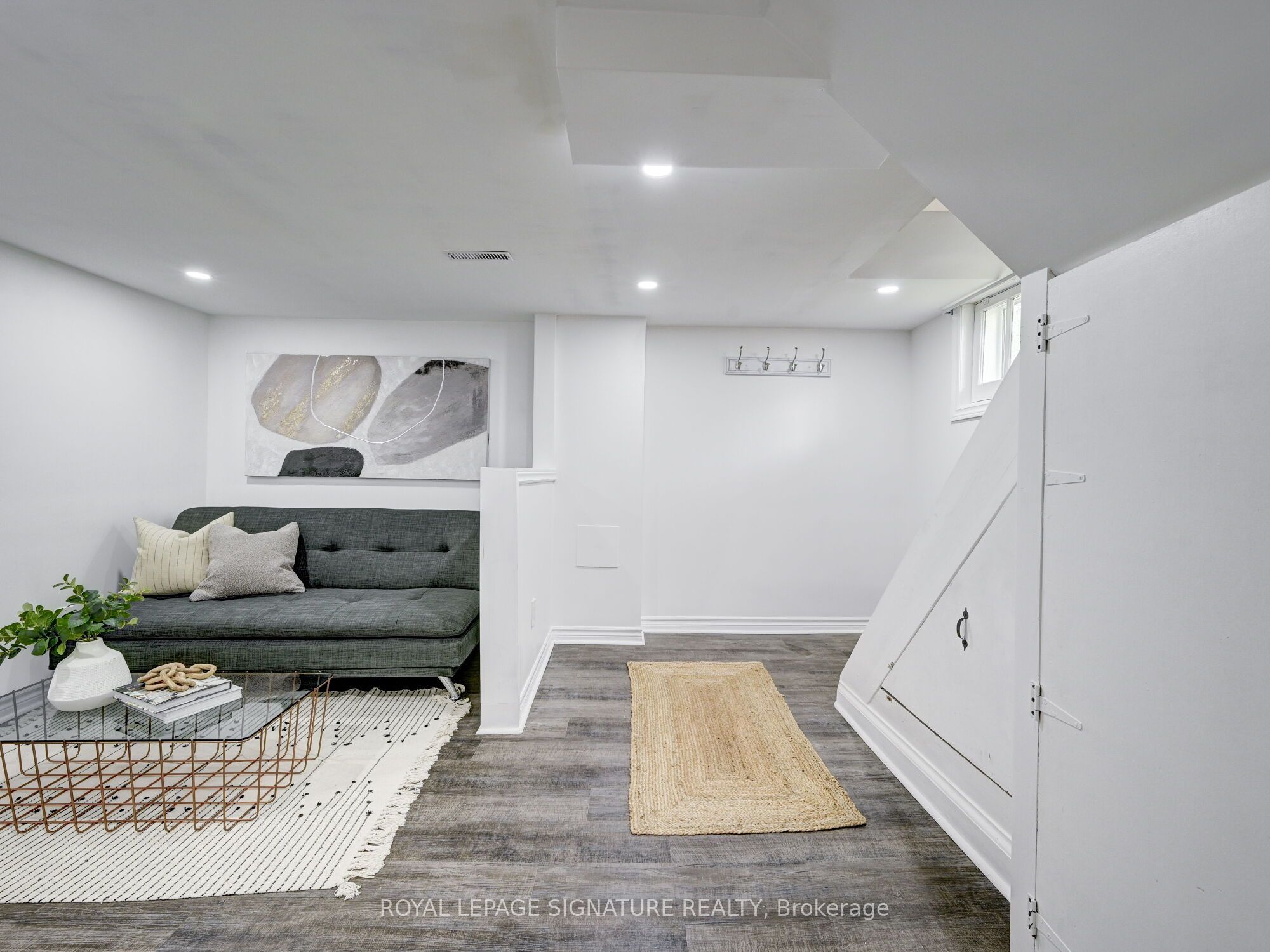 1 Worthington Crescent LL