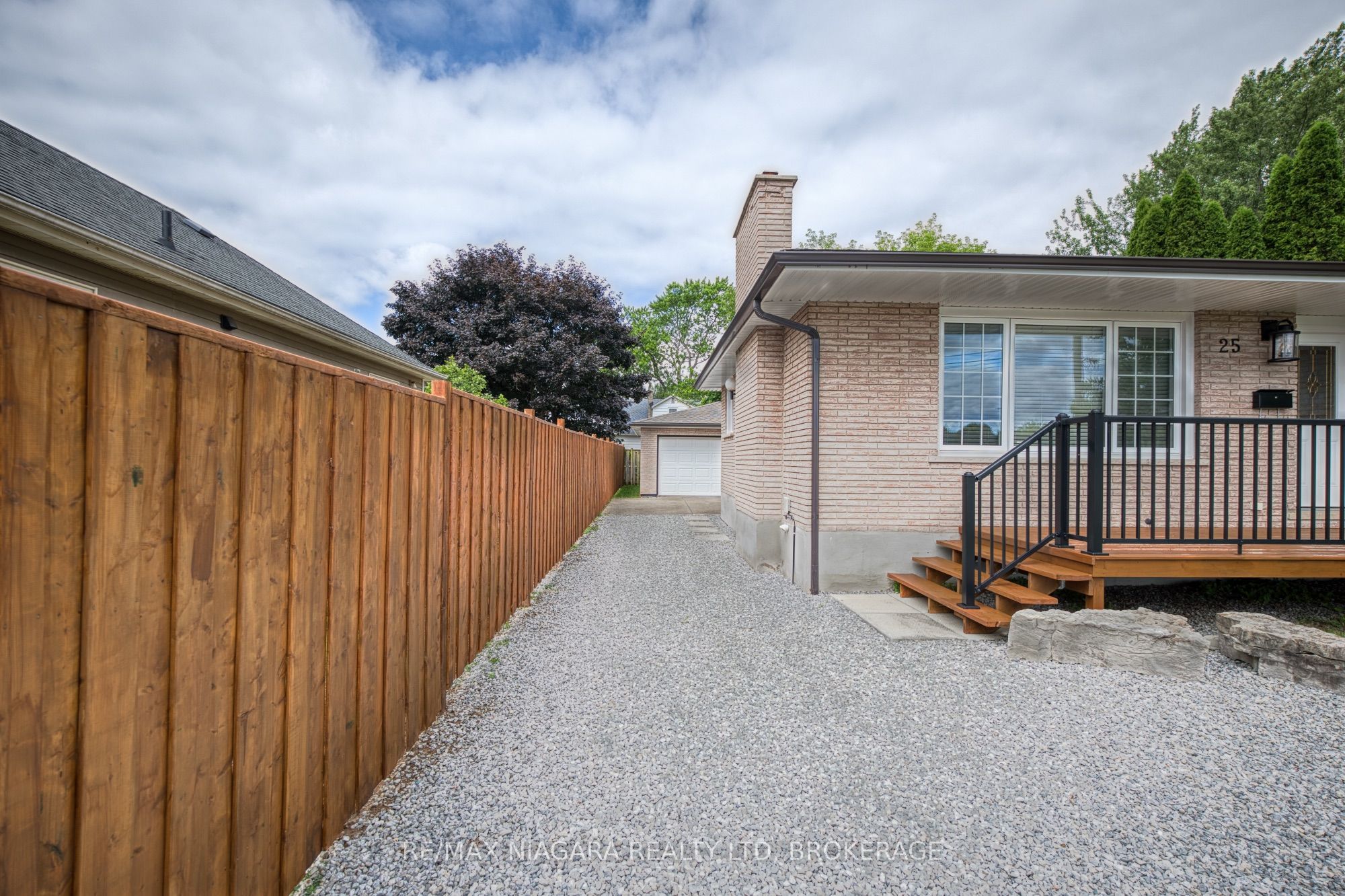 25 Rice Road