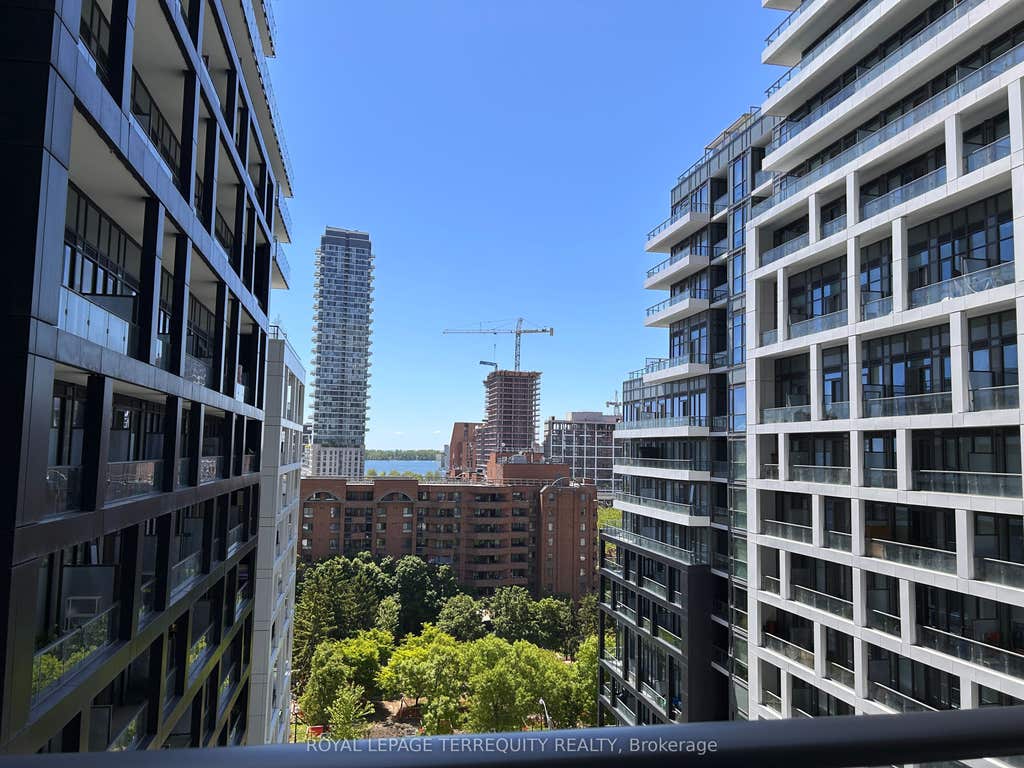 Photo of 135 Lower Sherbourne Street #936, Toronto, ON M5A 1Y4 (MLS # C13233518)