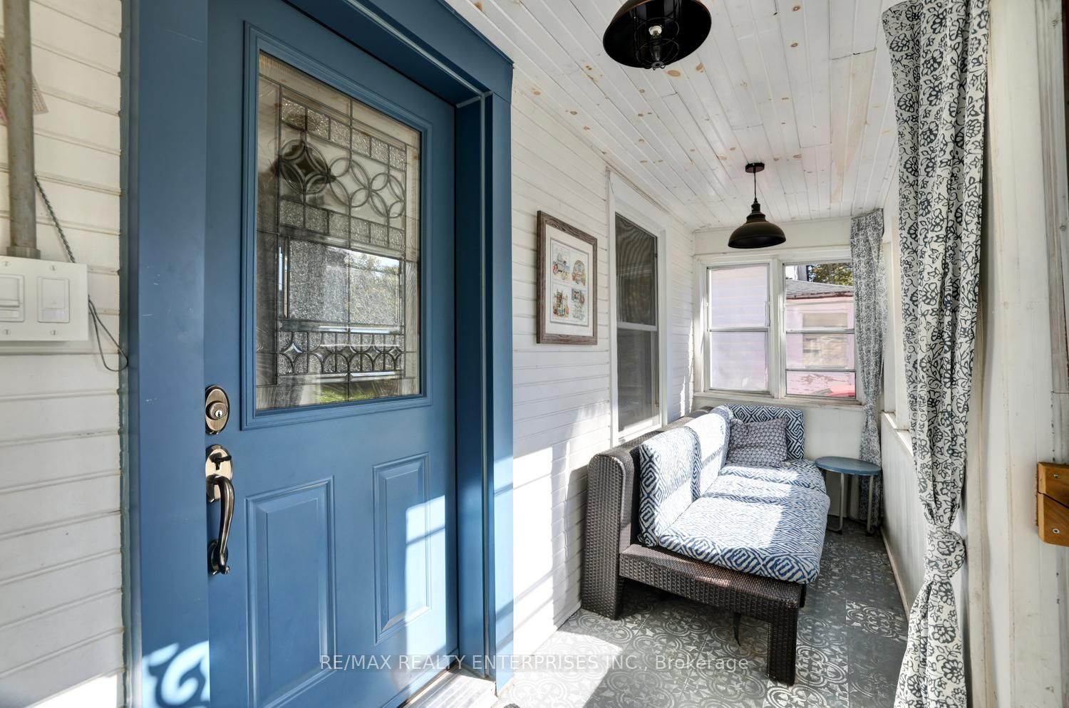18 Murdock Street