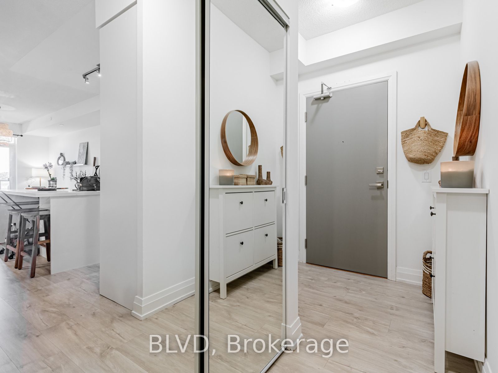 591 Sheppard Avenue E 528