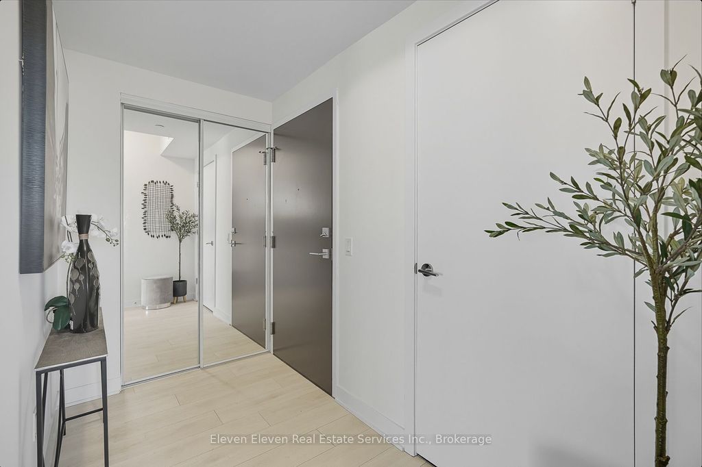 Photo of 2221 Yonge Street #2009, Toronto, ON M4A 0B8 (MLS # C12457080)